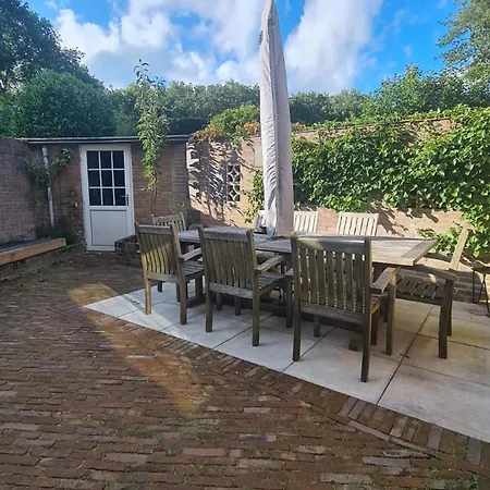 Fantastic Family Home, Garden And Free Parking Aerdenhout