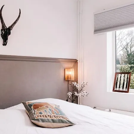 فيلة Fantastic Family Home, Garden And Free Parking Aerdenhout
