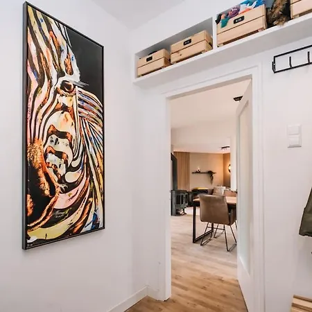 فيلة Fantastic Family Home, Garden And Free Parking Aerdenhout