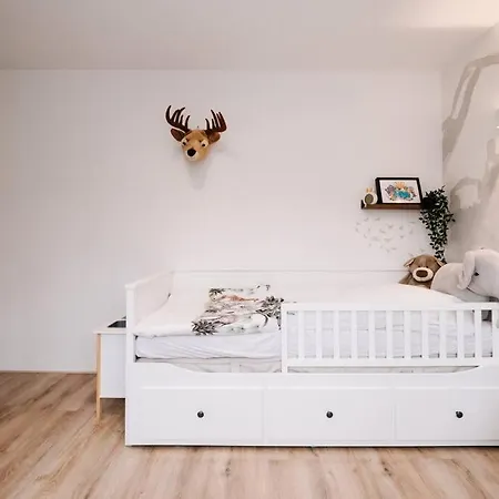 Fantastic Family Home, Garden And Free Parking Вилла Aerdenhout